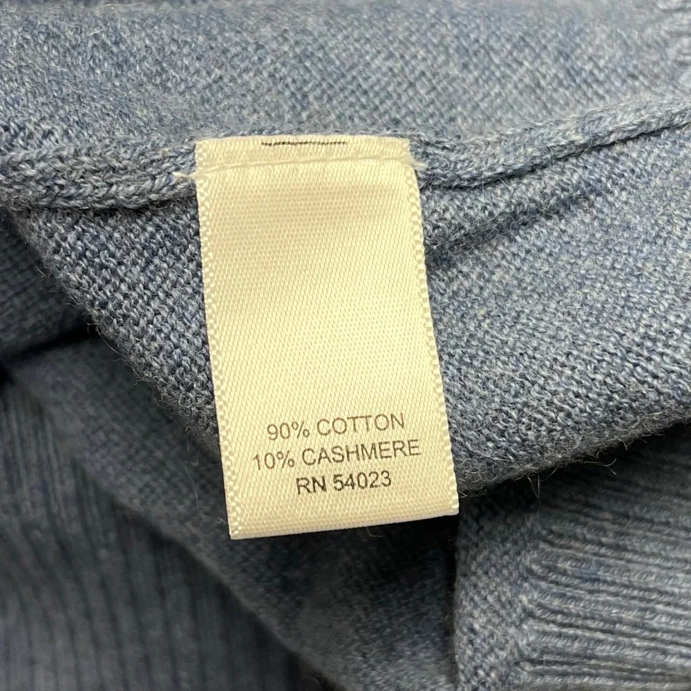 Banana Republic lightweight neck